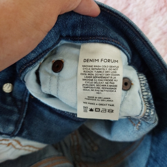 Denim Forum Nico Mid Rise Skinny Crop Jeans Size 26 - Picture 9 of 11